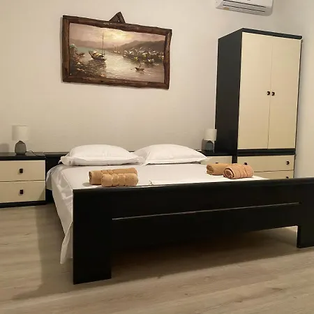Apartment Summer Breeze Baska Voda