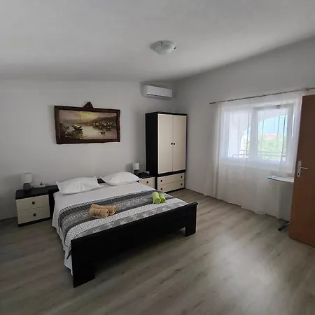Appartement Summer Breeze Baška Voda